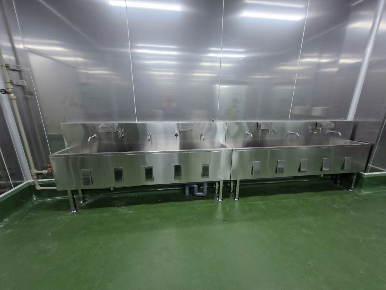 #1 Cung cấp lắp đặt bồn rửa tay nhấn gối inox
