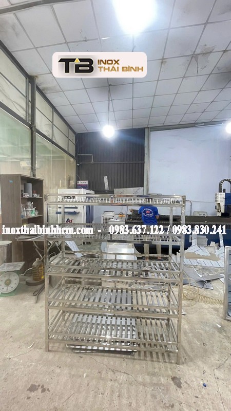 #1 Thiết bị bếp công nghiệp inox quán ăn Quảng Trị – 0983.637.122