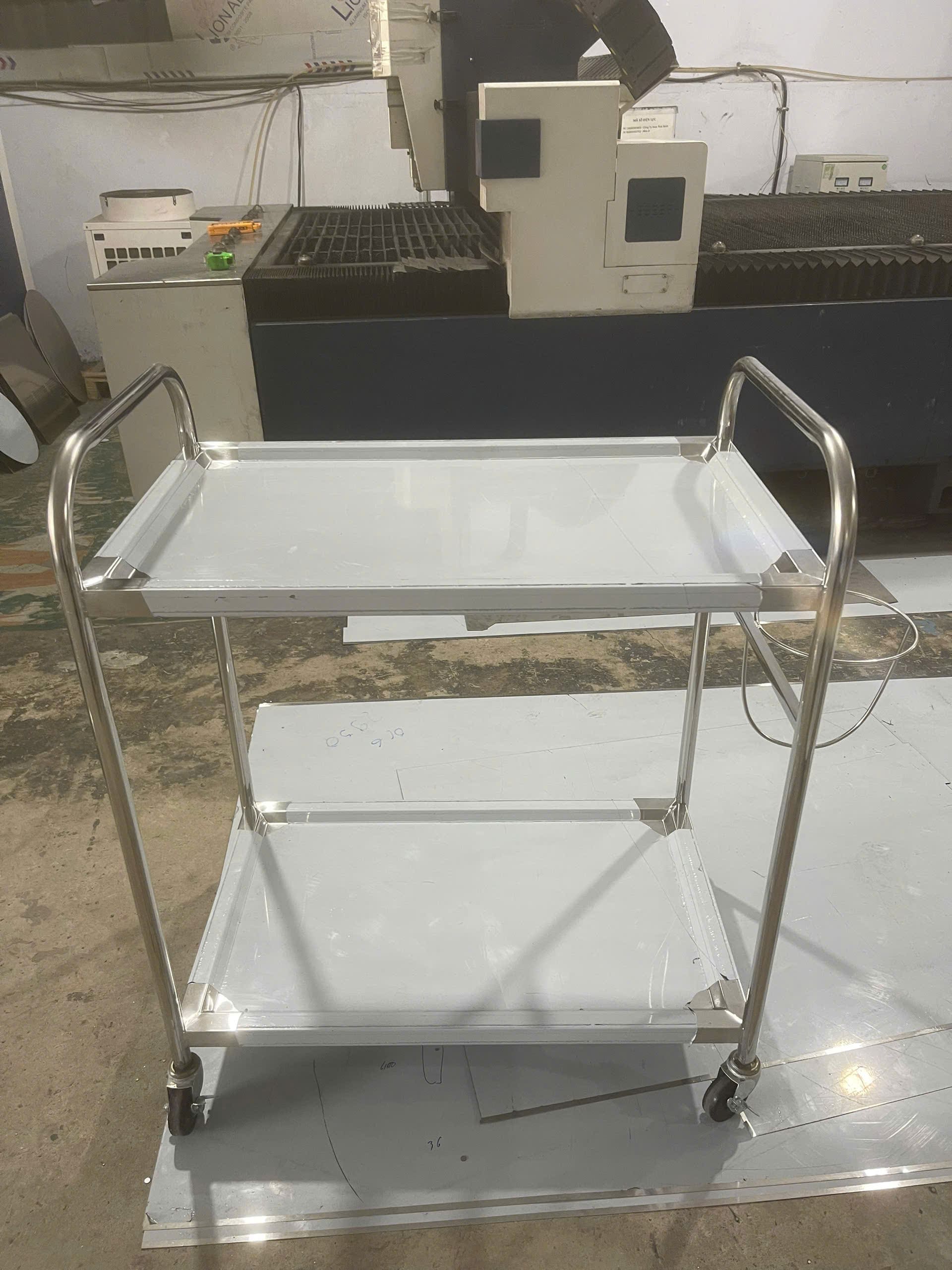 Thanh lý Xe đẩy inox Ba Đồn Quảng Bình – Giảm sâu 35%